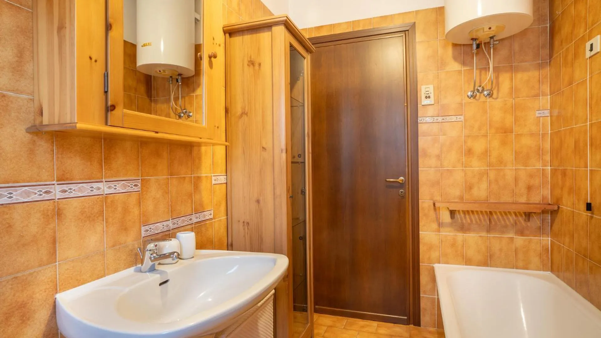 Chalet Panorama Cremeno 0*,  Italy